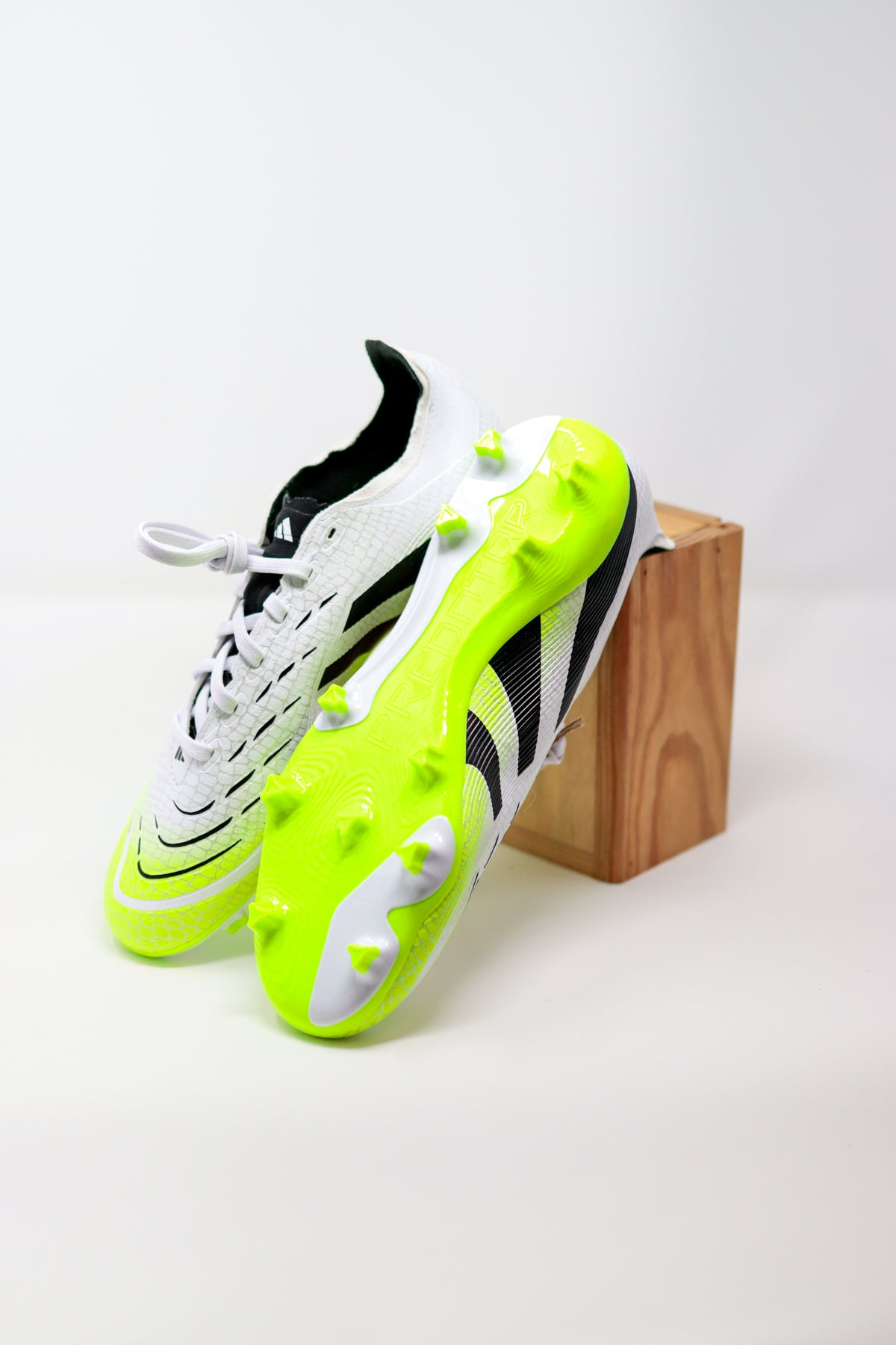 Adidas Predator League FG White Black